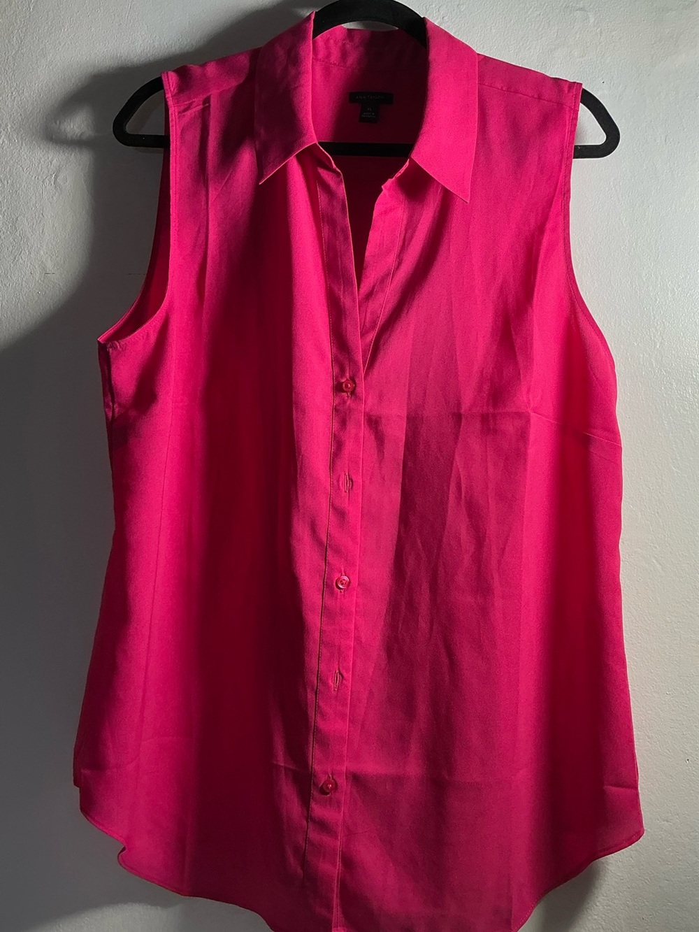 Ann Taylor Sleeveless Women's Top - Hot Pink/ Red size XL
